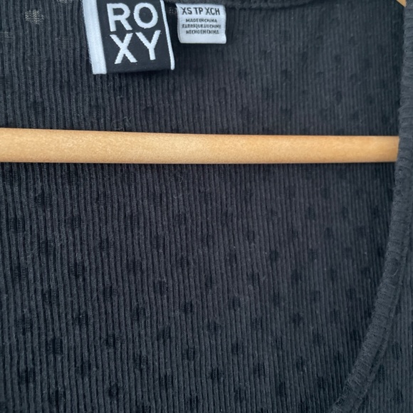 2 for $12 | Roxy Polka Dot Black Short Sleeve T Shirt XS - Picture 2 of 5